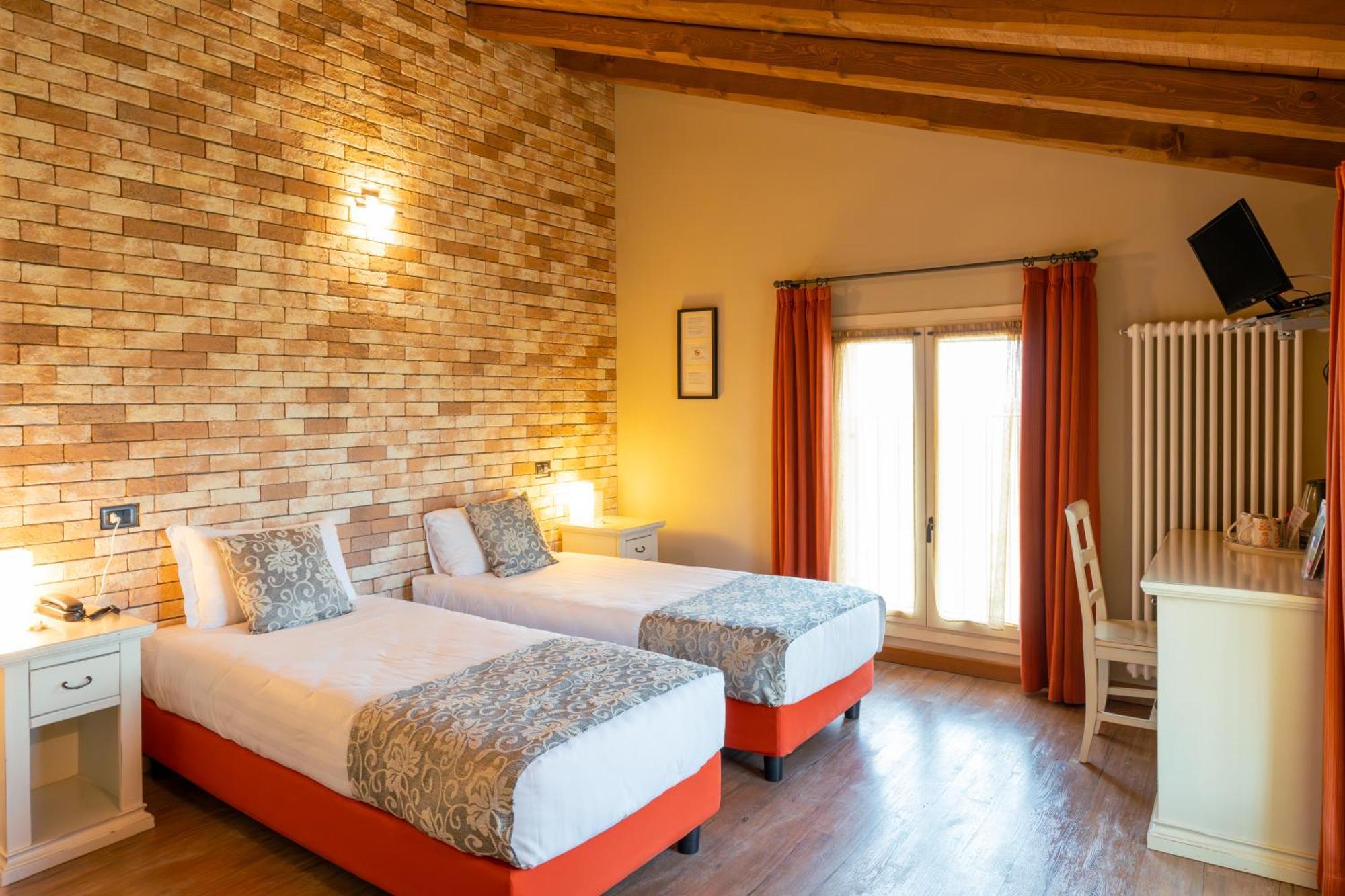 Agriturismo La Razza Реджонель-Эмилия Экстерьер фото